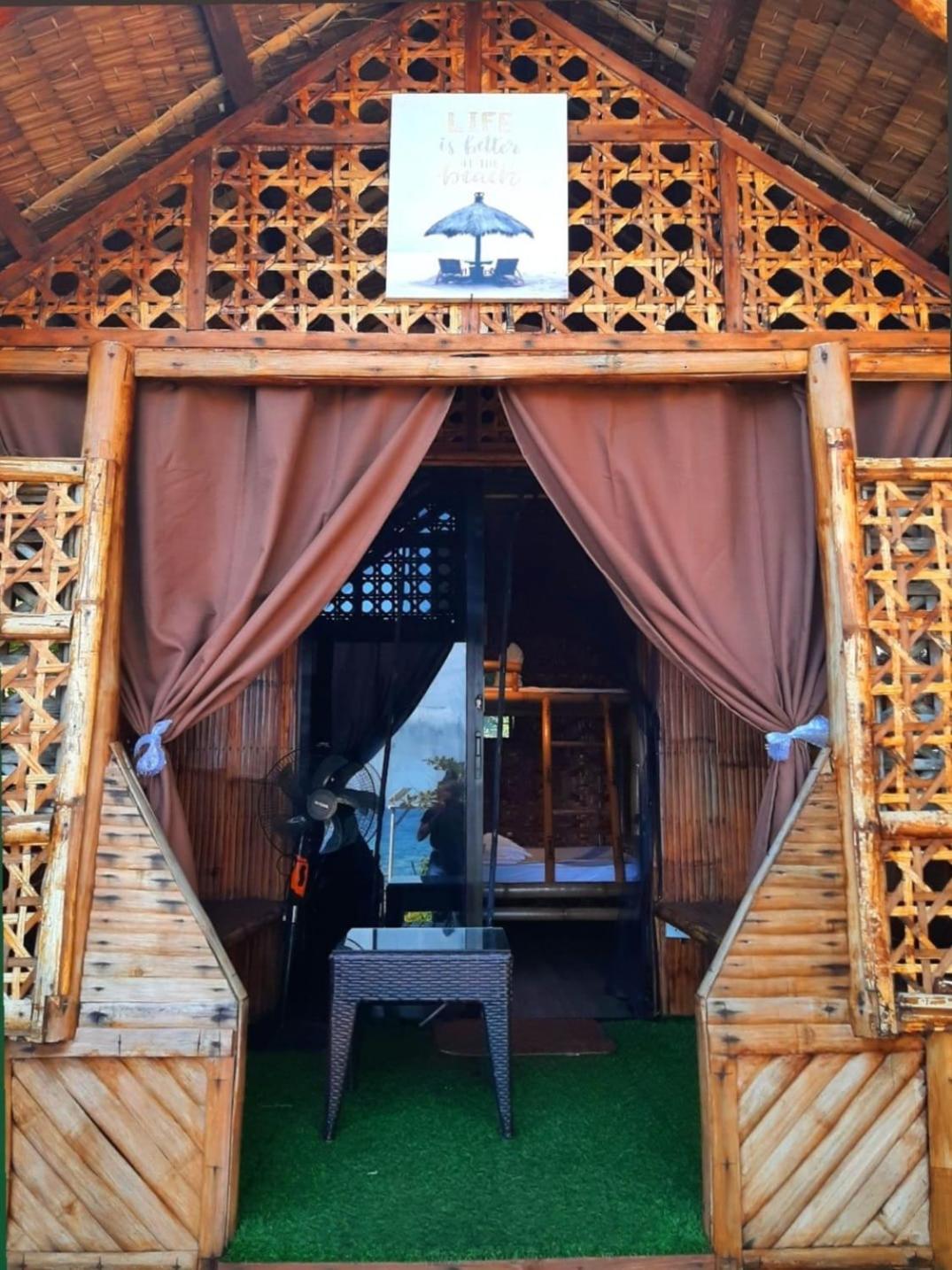 Jush Native And Glamping Hotell Dauis Eksteriør bilde