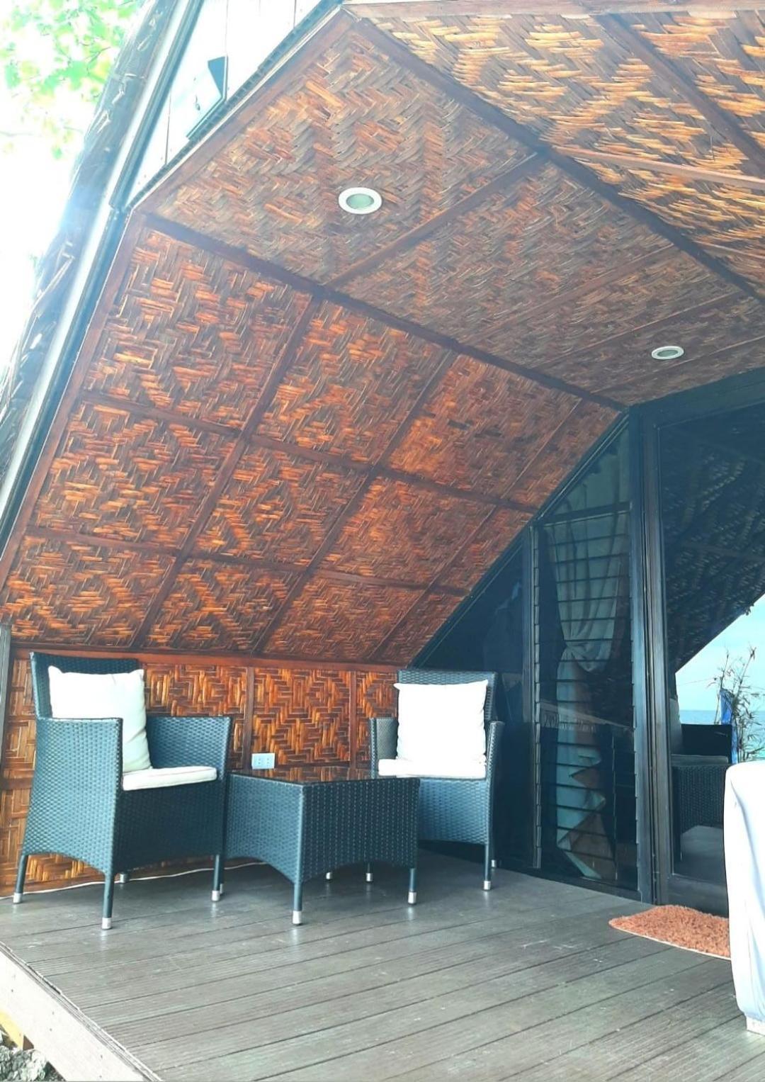 Jush Native And Glamping Hotell Dauis Eksteriør bilde