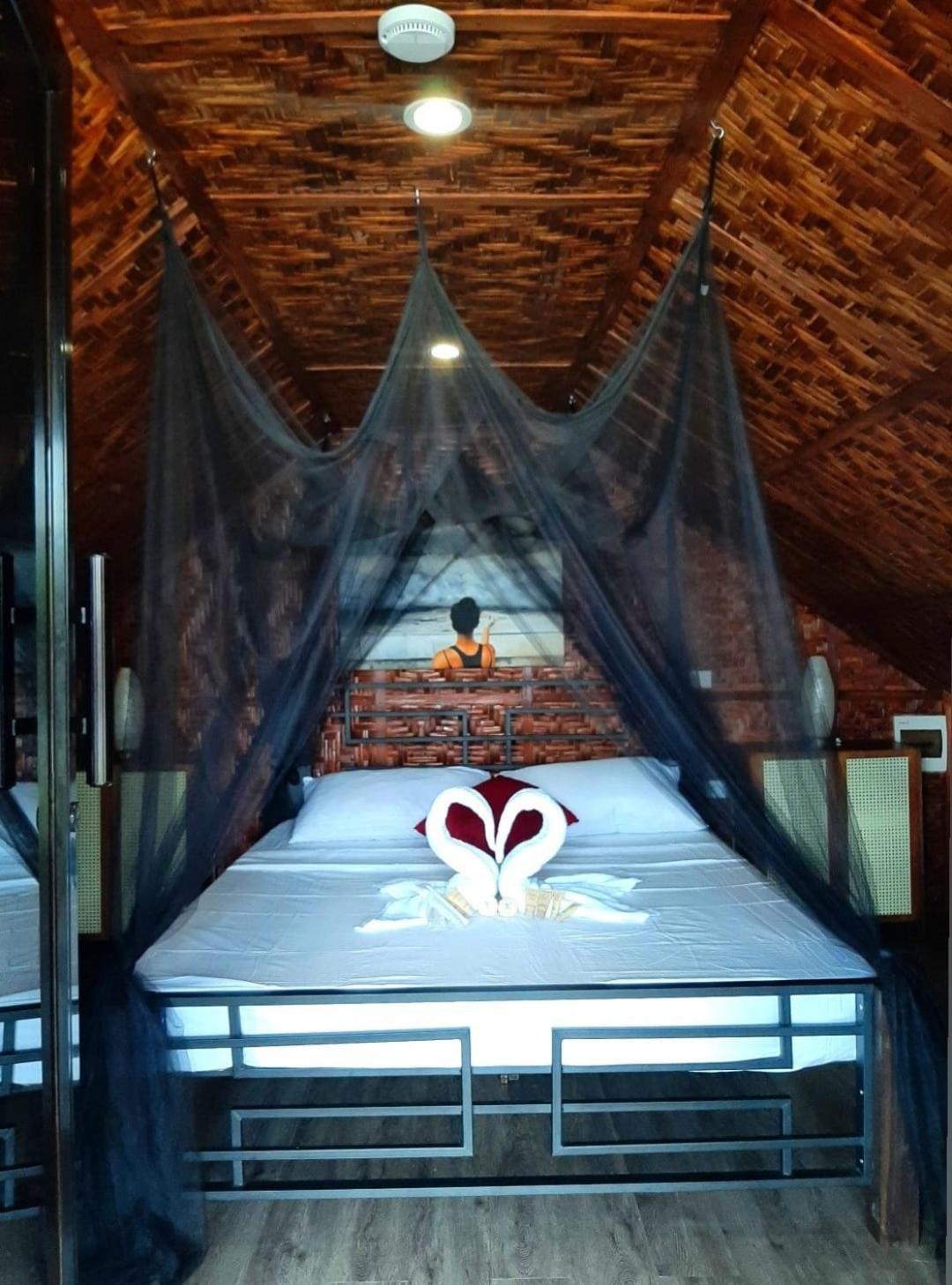 Jush Native And Glamping Hotell Dauis Eksteriør bilde
