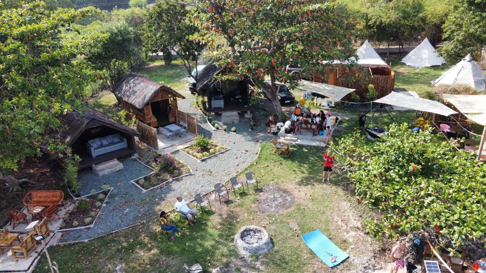 Jush Native And Glamping Hotell Dauis Eksteriør bilde