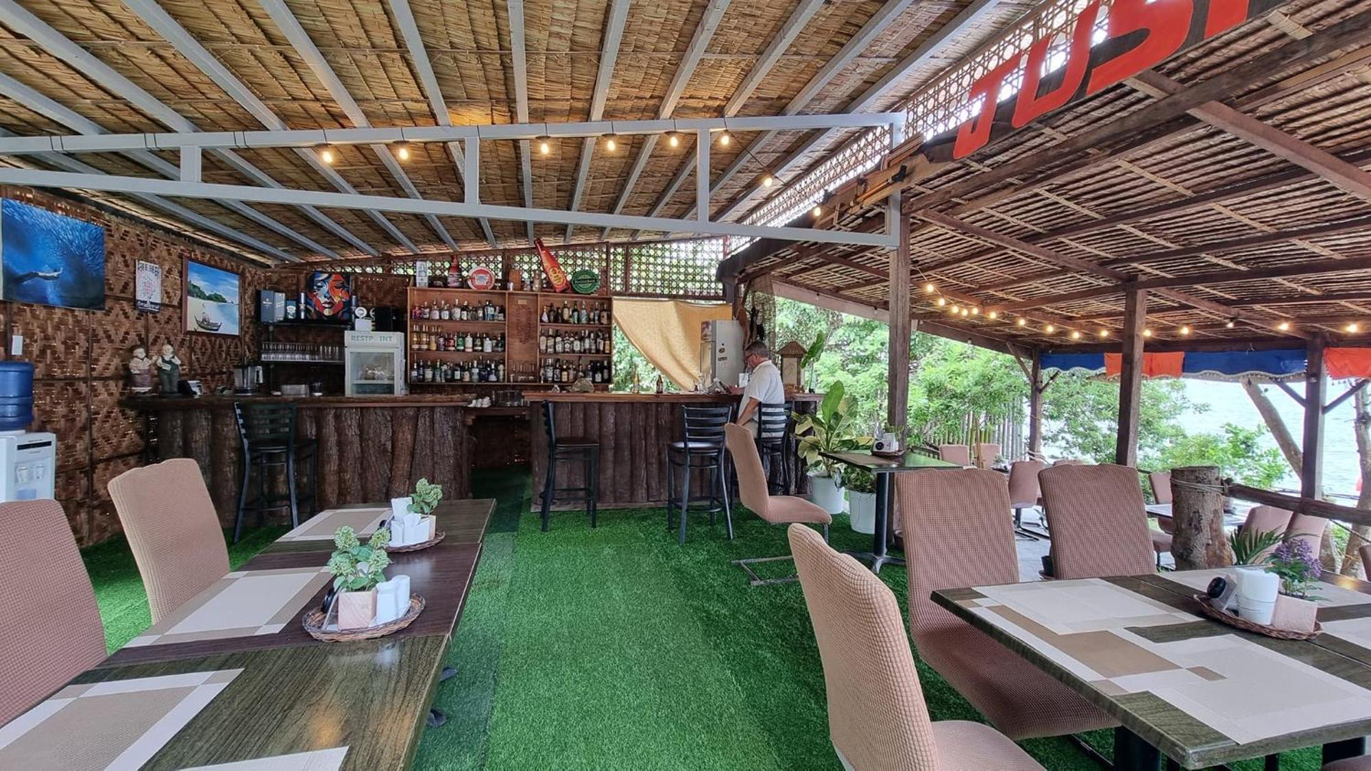 Jush Native And Glamping Hotell Dauis Eksteriør bilde