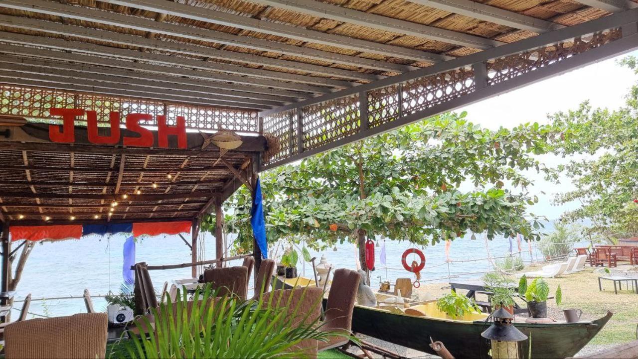 Jush Native And Glamping Hotell Dauis Eksteriør bilde
