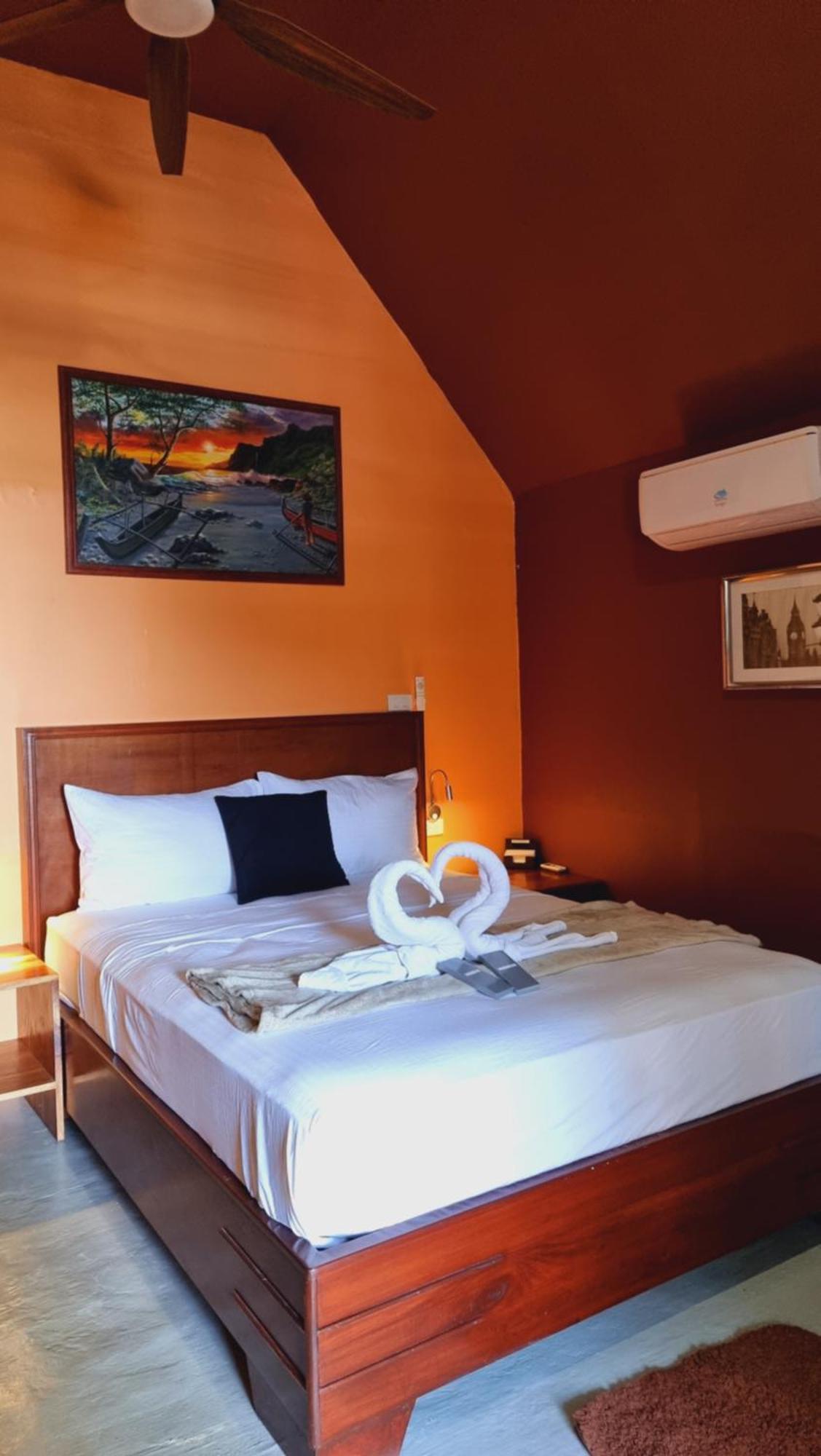 Jush Native And Glamping Hotell Dauis Eksteriør bilde