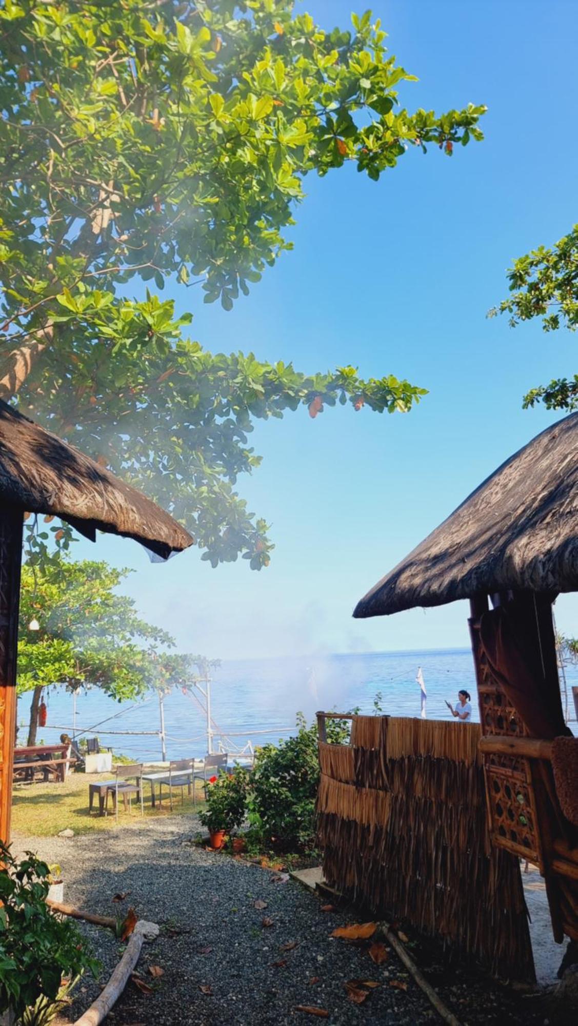 Jush Native And Glamping Hotell Dauis Eksteriør bilde