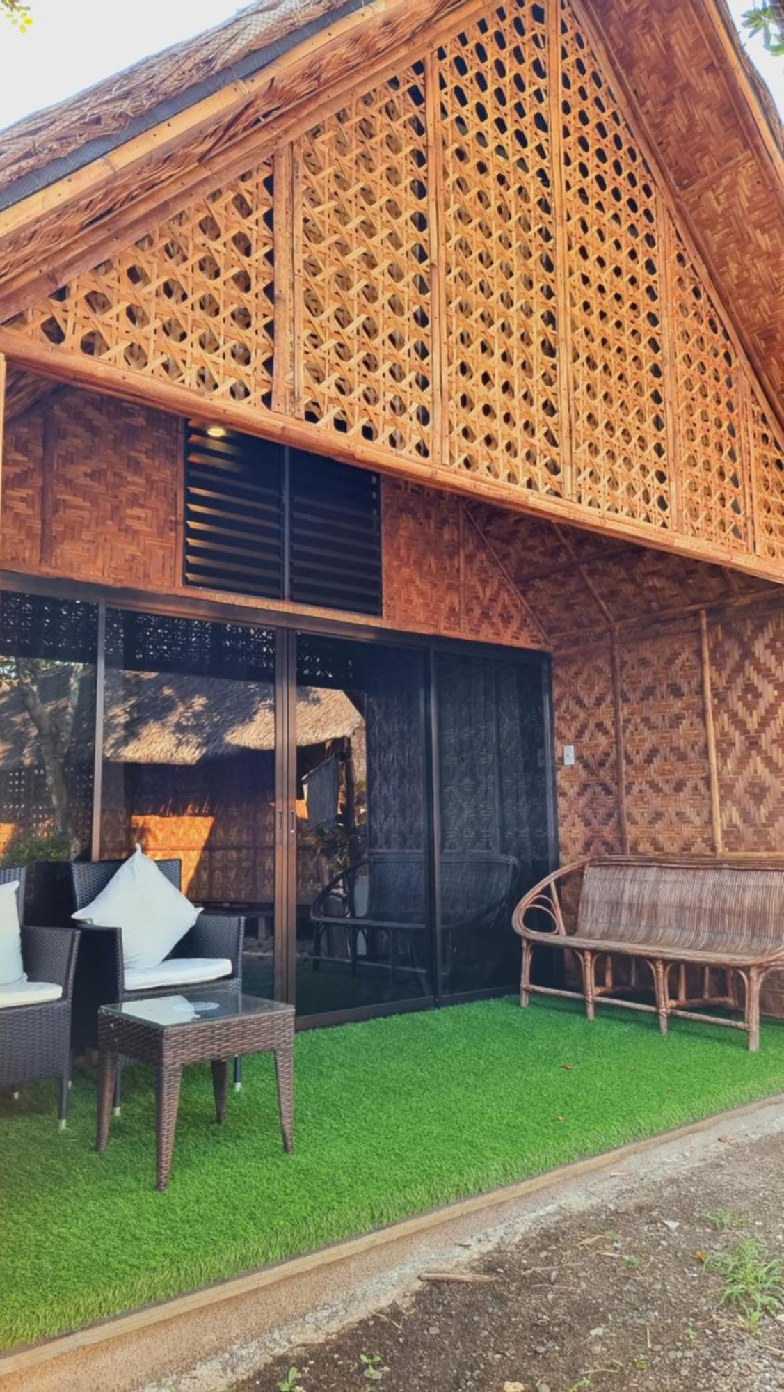 Jush Native And Glamping Hotell Dauis Eksteriør bilde